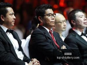 巫师,重制版壁纸,大公开杰洛,上海体彩网官网,上海体彩网App下载,上海体彩网在线投注,便捷购彩,体育彩票查询